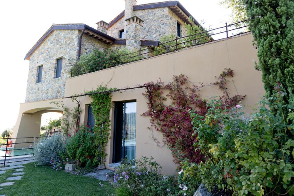 Villa Privata Con Piscina A Riparbella Кастеллина-Мариттима Экстерьер фото